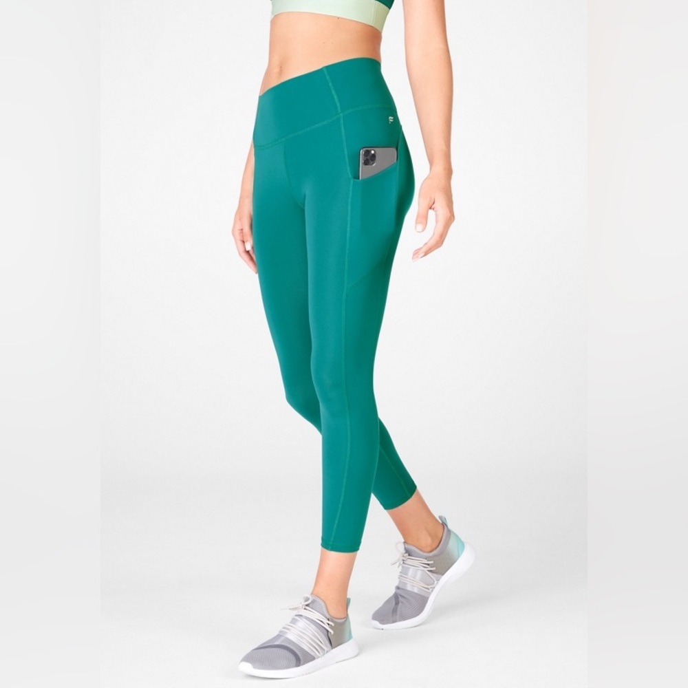 Fabletics Oasis PureLuxe High-Waisted 7/8 Legging